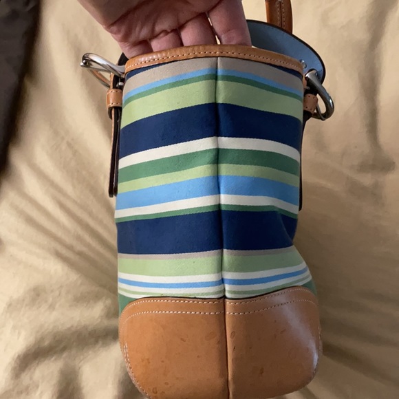 Coach summertime bucket bag and wristlet - Picture 8 of 12